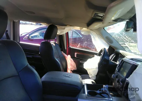 2014 Ram 1500 Laramie из США, поврежденный, VIN 1C6RR7VT3ES312325